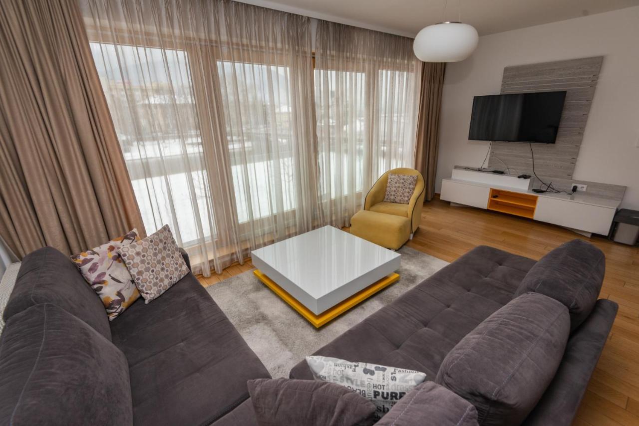 Vip Apartments SJJ Esterno foto