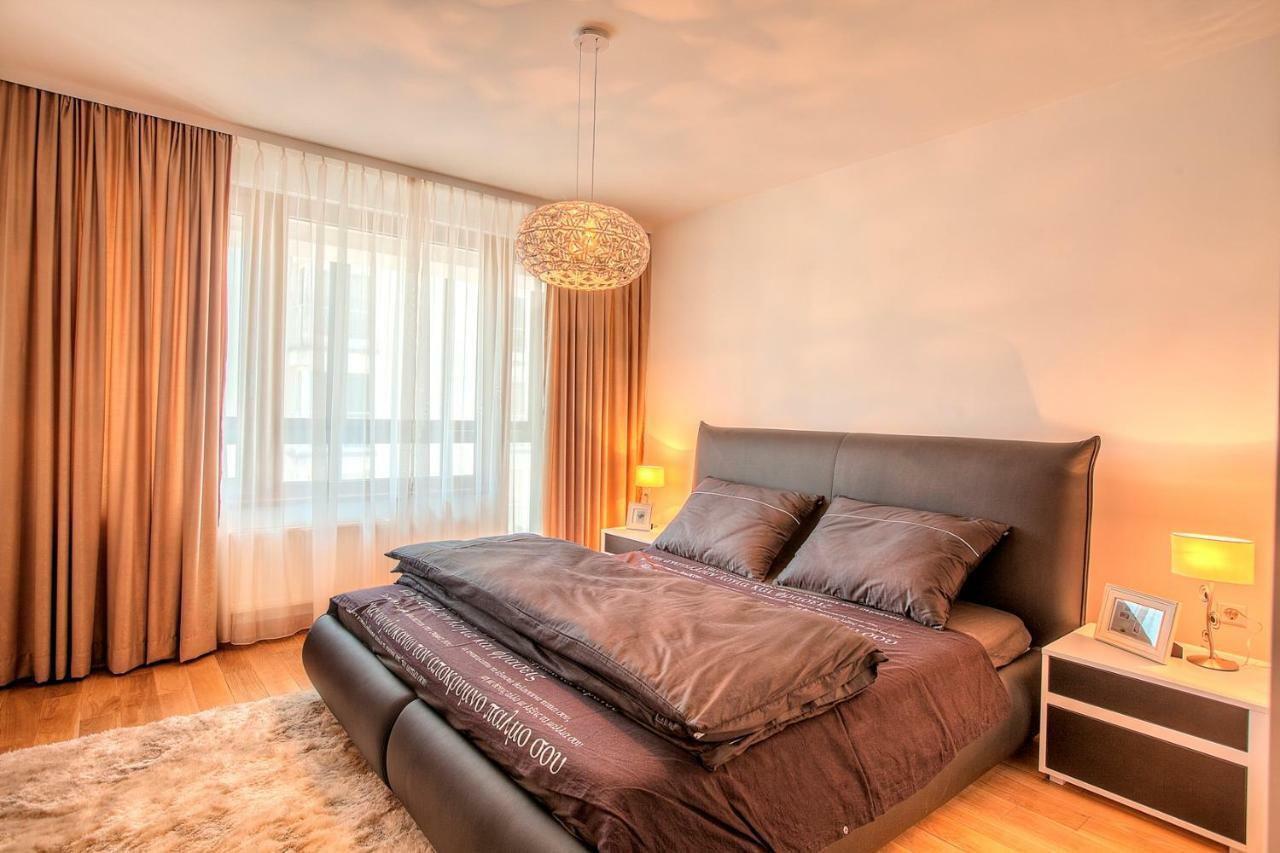 Vip Apartments SJJ Esterno foto