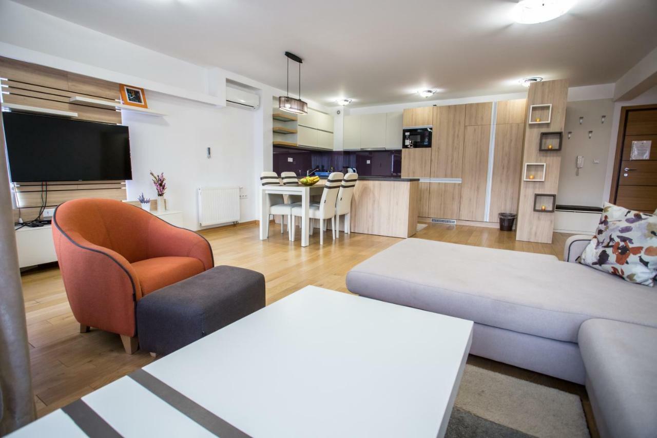 Vip Apartments SJJ Esterno foto